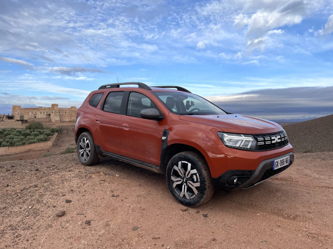 Dacia Duster Camp 2022
