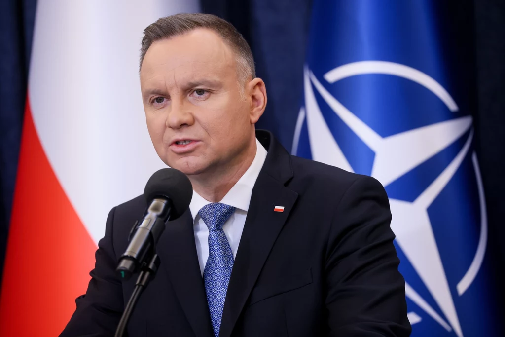 Prezydent Andrzej Duda podczas oświadczenia dla mediów w Pałacu Prezydenckim w Warszawie