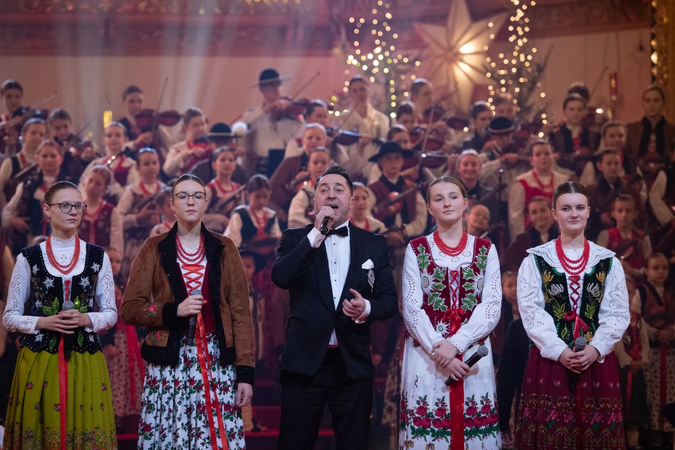 Zobacz zdjęcia z koncertu "Zajaśniała gwiozdecka nad Tatrami" Zobacz zdjęcia z koncertu "Zajaśniała gwiozdecka nad Tatrami"