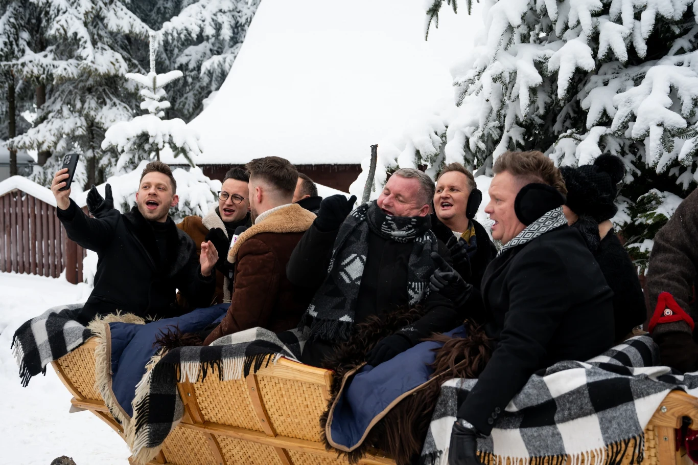 Zobacz zdjęcia z koncertu "Zajaśniała gwiozdecka nad Tatrami" Zobacz zdjęcia z koncertu "Zajaśniała gwiozdecka nad Tatrami"