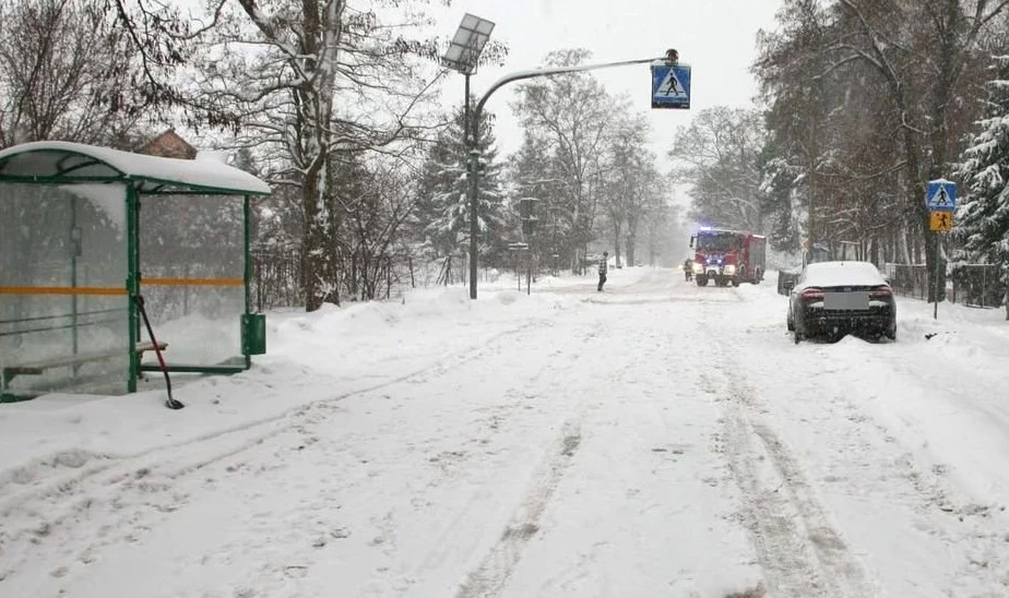 14-latka została potrącona na przejściu dla pieszych w okolicach szkoły