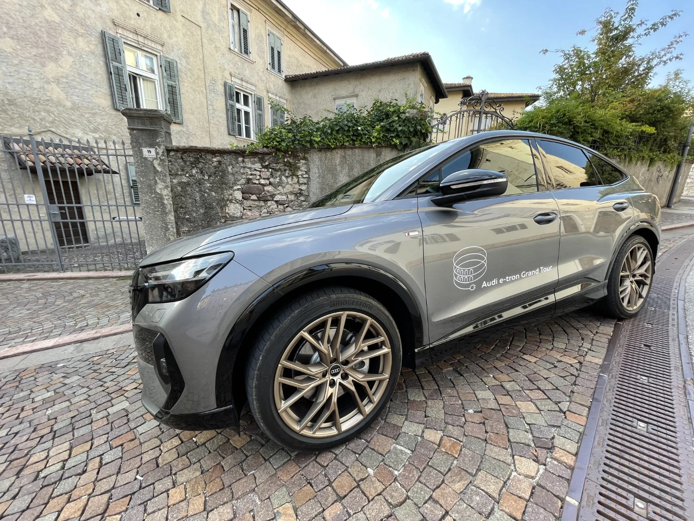 Audi e-tron Grand Tour