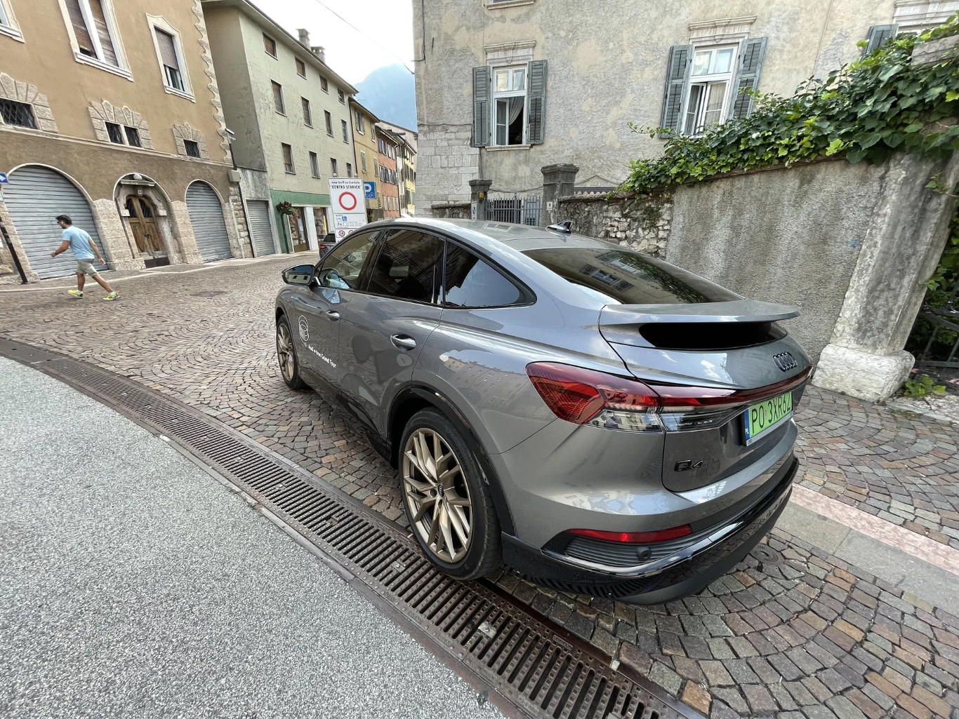 Audi e-tron Grand Tour