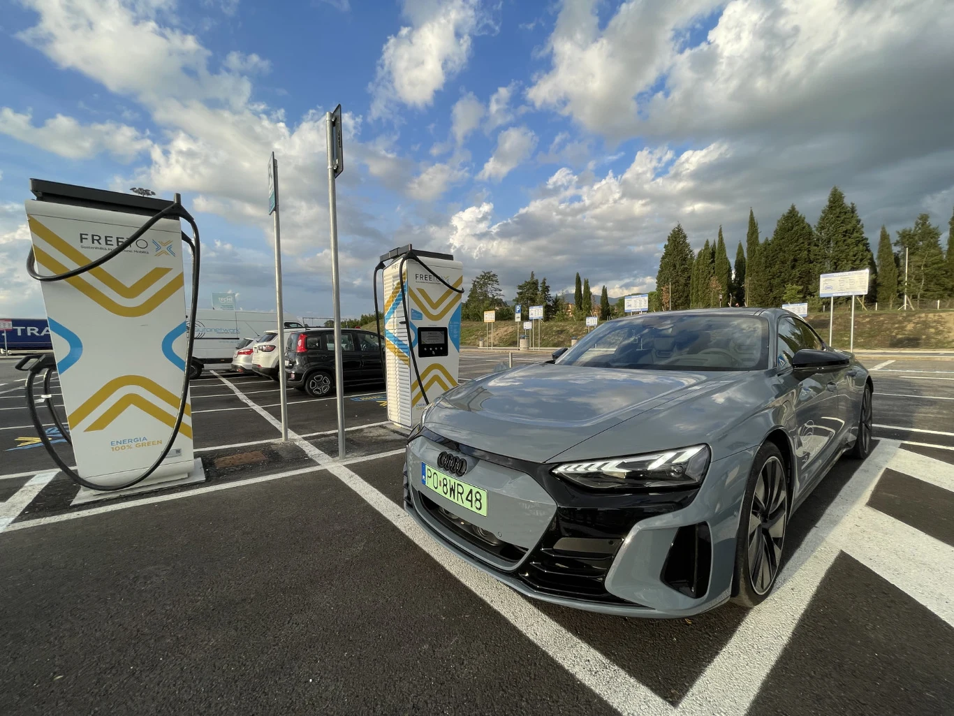Audi e-tron Grand Tour