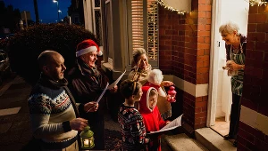 Śpiewanie leczy. Jak kolędowanie wspiera mózg, serce i odporność?