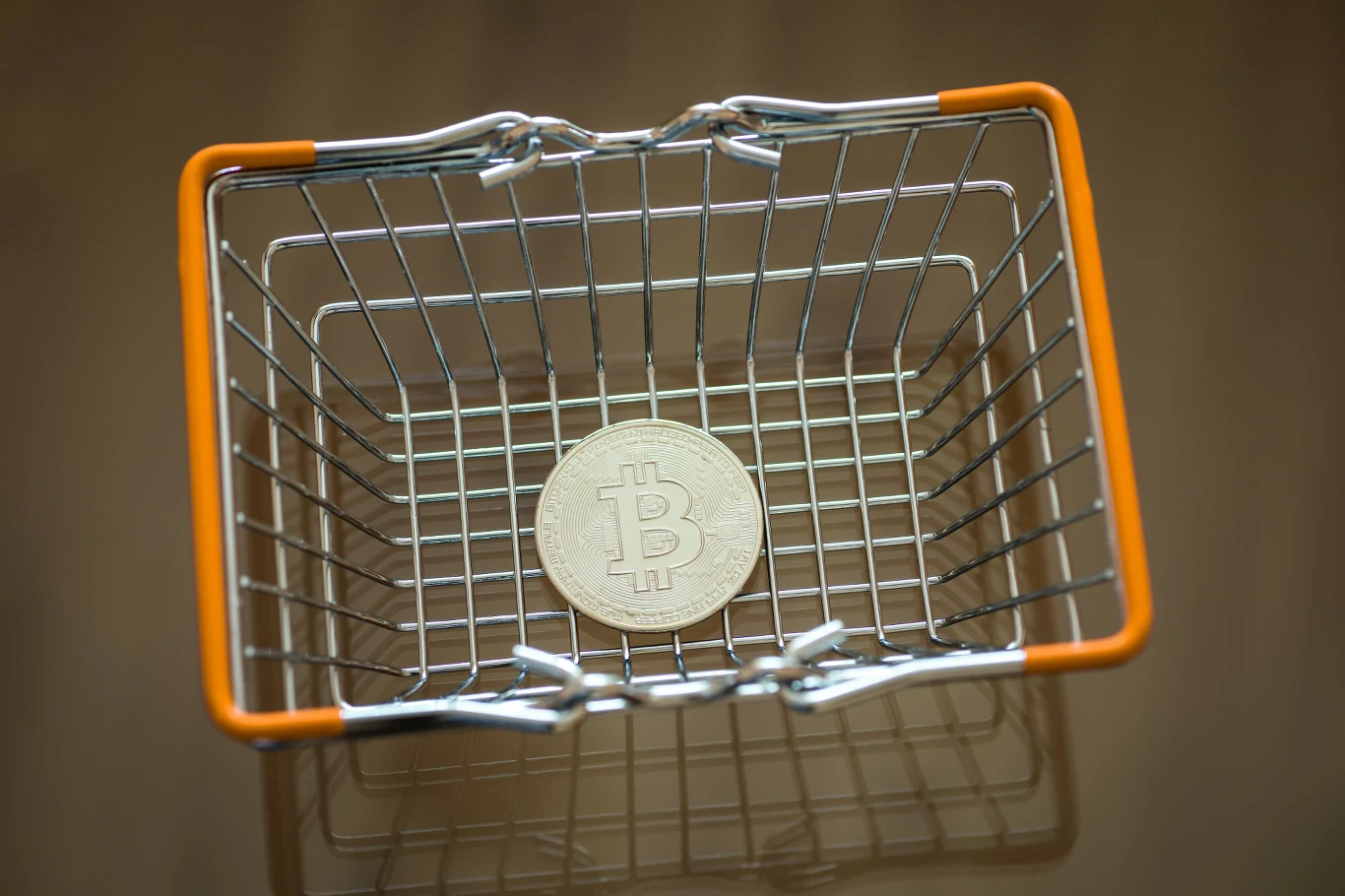 Naukowcy od lat ostrzegają przed tym, że kryptowaluty, których produkcja jest niezwykle energochłonna, mogą być groźne dla planety