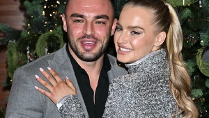 Karolina Pisarek, Roger Salla