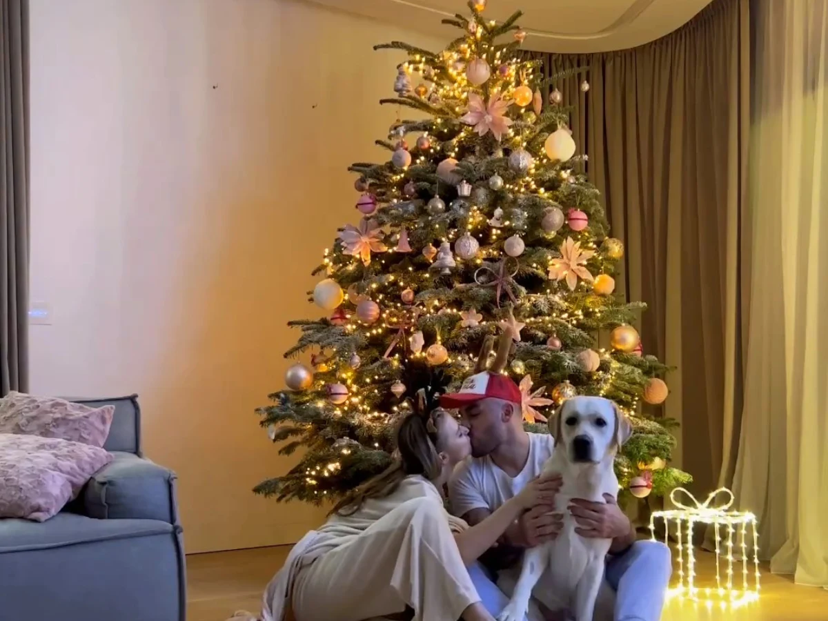 Karolina Pisarek, Roger Salla i Simba Karolina Pisarek, Roger Salla i Simba