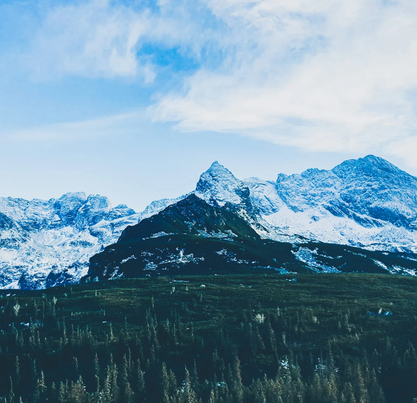 Widok na Kościelec ze szlaku na Liliowe
