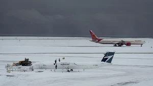 Kanada: Lotnisko w Vancouver sparaliżowane przez śnieg