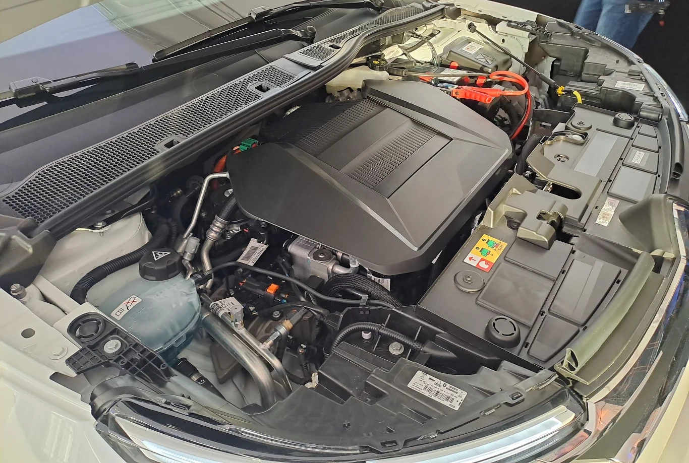 W wersji elektrycznej Citroen C4 X dysponuje mocą 136 KM.