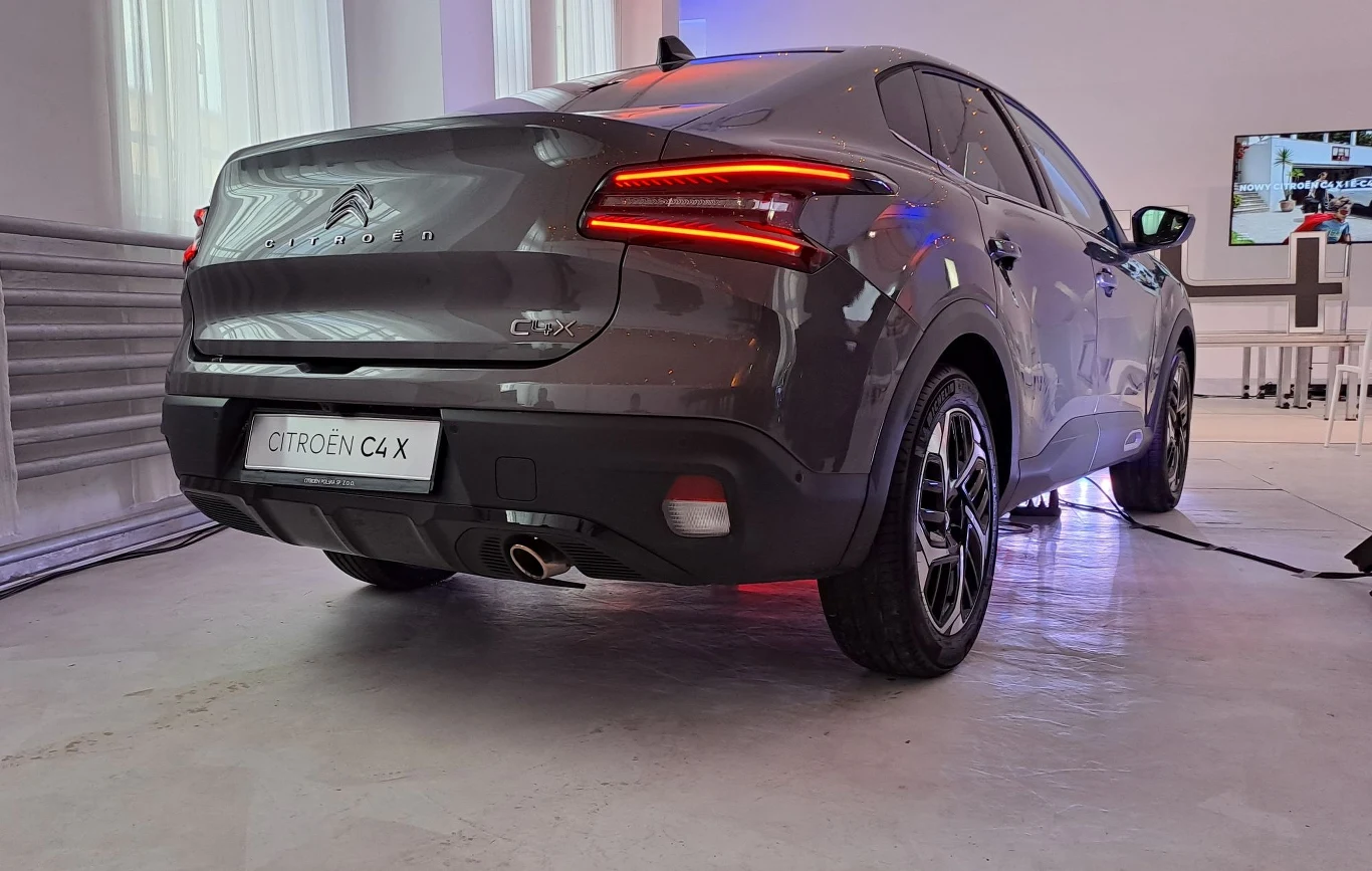 Citroen C4 X