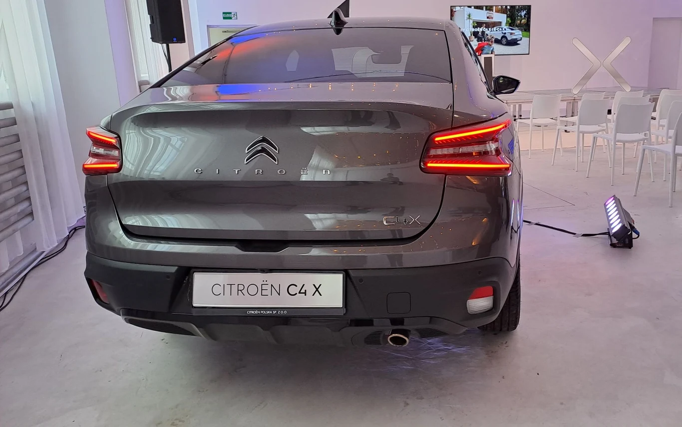 Citroen C4 X