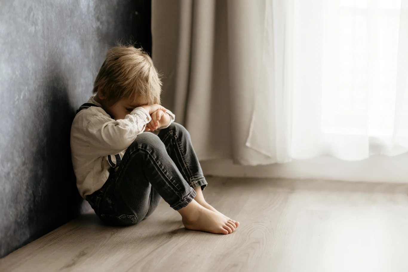 Większość dzieci i nastolatków, z którymi w okresie świąt rodzice zgłaszają się do szpitali psychiatrycznych, nie wymaga hospitalizacji. Potrzebują oni za to uwagi, ciepła i troski ze strony najbliższych