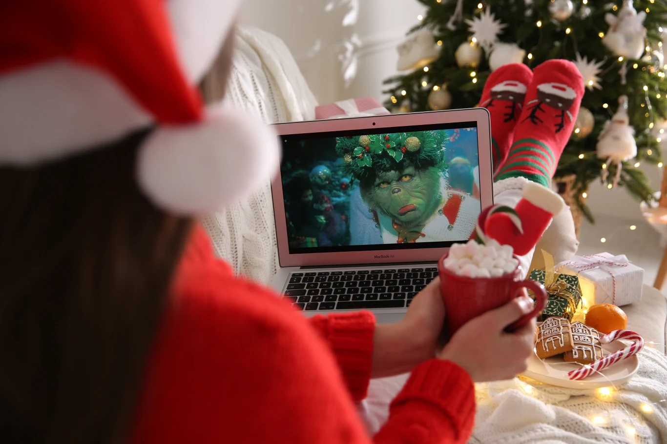 Motyw rujnowania świąt jest stary jak świat. Filmowy Grinch chciał ukraść święta, my kradniemy sobie nazwajem zdrowie / ©liudmilachernetska/123RF.COM Motyw rujnowania świąt jest stary jak świat. Filmowy Grinch chciał ukraść święta, my kradniemy sobie nazwajem zdrowie / ©liudmilachernetska/123RF.COM