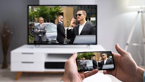 Najlepsze przystawki Smart TV. Stick zrobi Ferrari ze starego telewizora