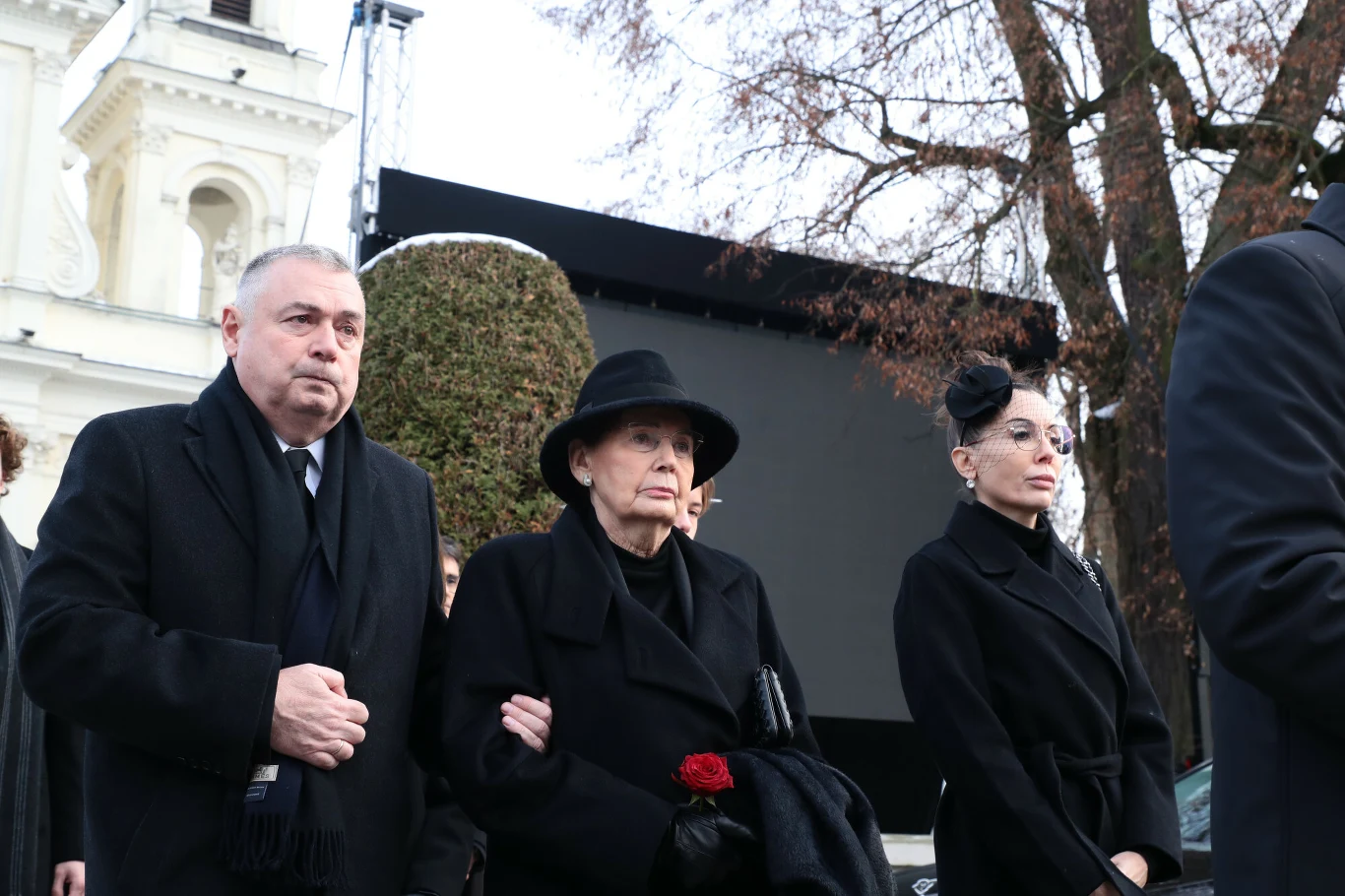 Pogrzeb Mariusza Waltera. Pogrążona w żalu rodzina Pogrzeb Mariusza Waltera. Pogrążona w żalu rodzina