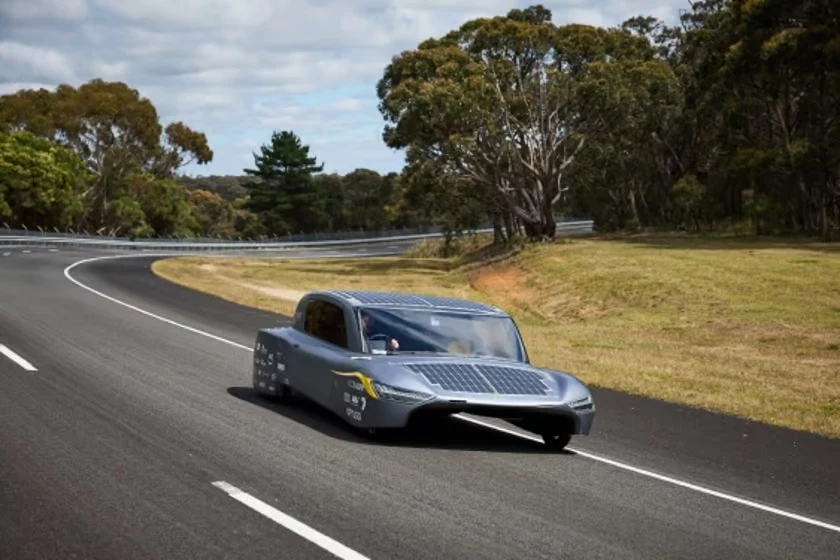 Sunswift 7 weźmie udział w Bridgestone World Solar Challenge w 2023 roku  / zdjęcie: UNSW