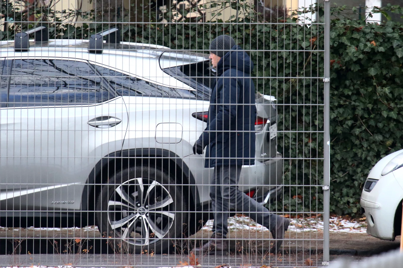 Donald Tusk kupił dla wnuczki ogromną choinkę Donald Tusk kupił dla wnuczki ogromną choinkę