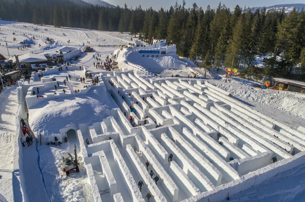 Snowlandia w Zakopanem to największy śnieżny labirynt na świecie