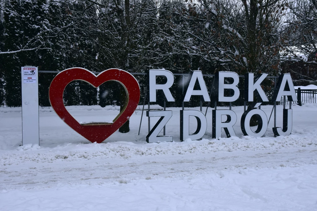 Rabka Zdrój da się lubić o każdej porze roku. To miejsce idealne na ferie z dziećmi