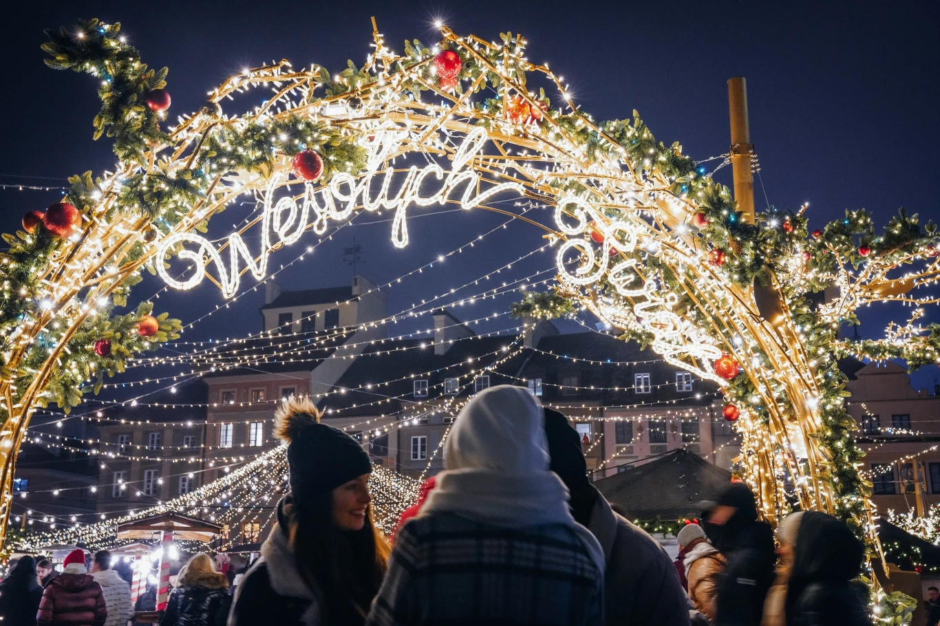 Świąteczne iluminacje i dekoracje w Warszawie