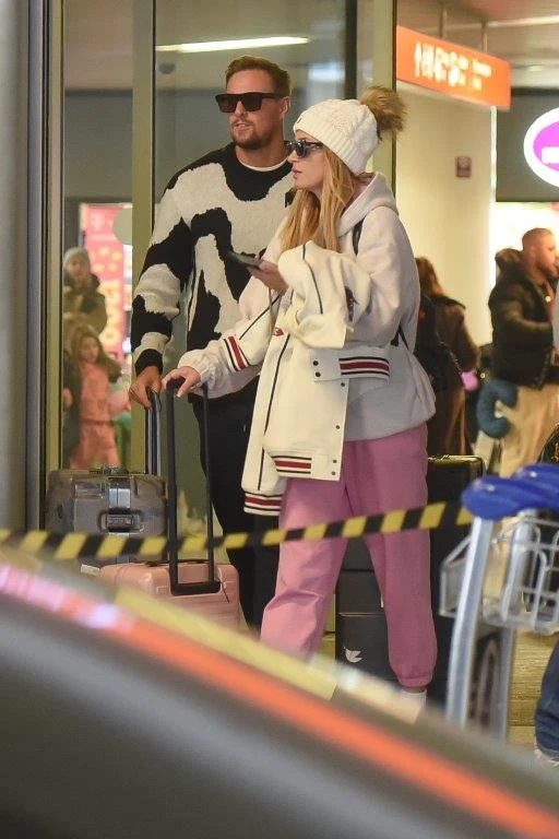 Marcelina Zawadzka z ukochanym. Marcelina Zawadzka z ukochanym.