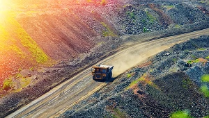 KGHM notuje spadki produkcji miedzi i srebra