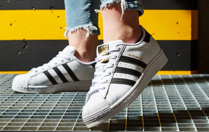 Warto zaopatrzyć się w adidas Superstar męskie