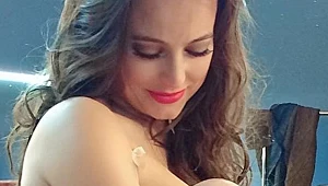 Anna Mucha pokazała zdjęcie, na którym karmi piersią. Miała ważny powód