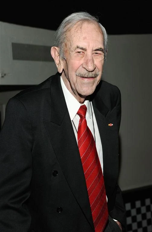 Jan Kobuszewski Jan Kobuszewski