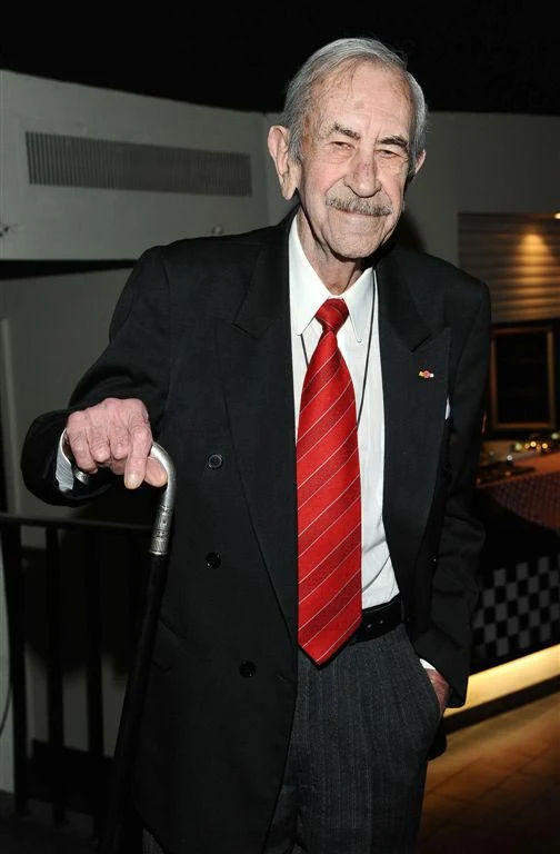 Jan Kobuszewski Jan Kobuszewski