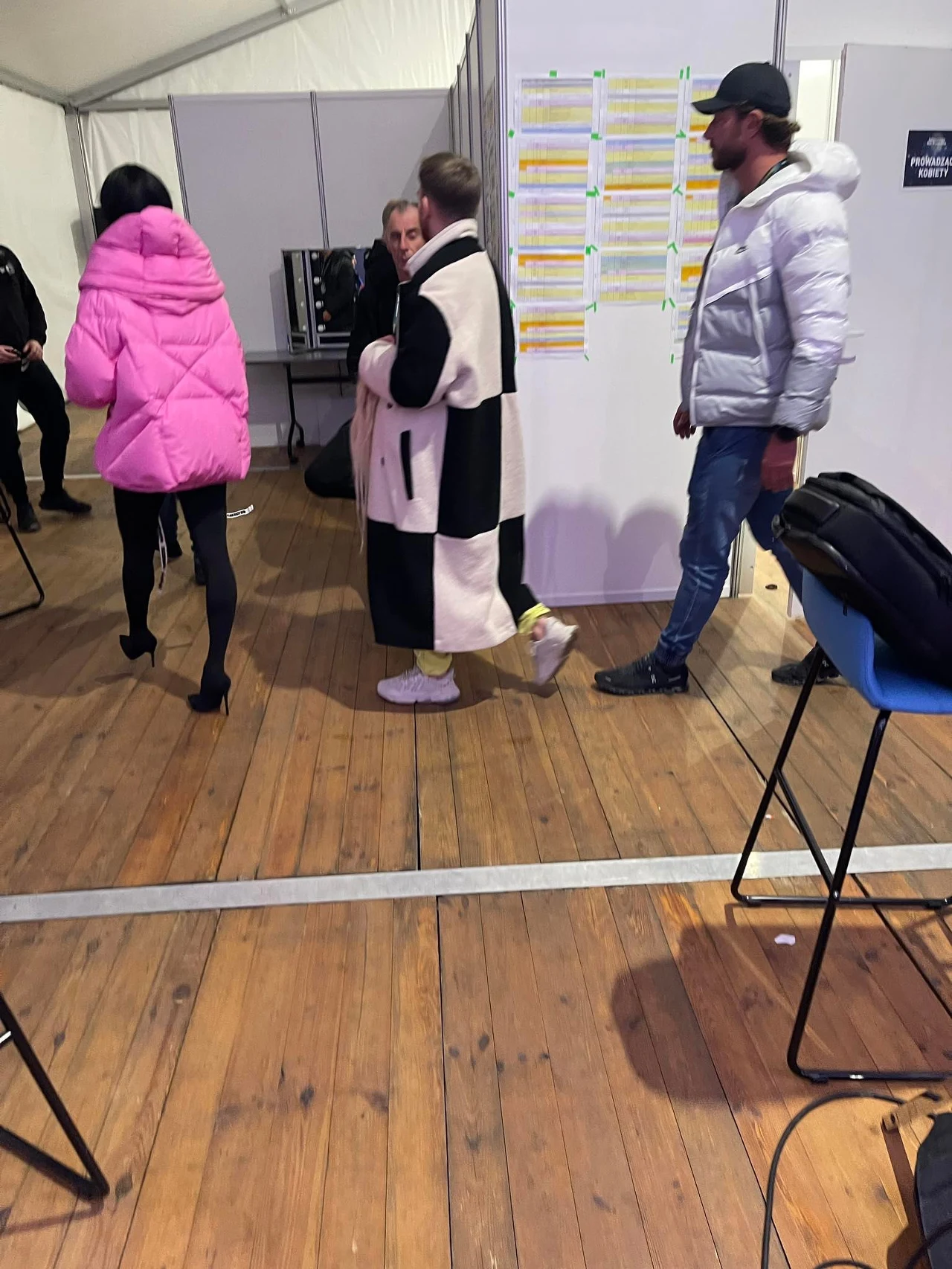 Doda, jej fryzjer i Dariusz Pachut za kulisami Sylwestrowej mocy Przebojów Doda, jej fryzjer i Dariusz Pachut za kulisami Sylwestrowej mocy Przebojów