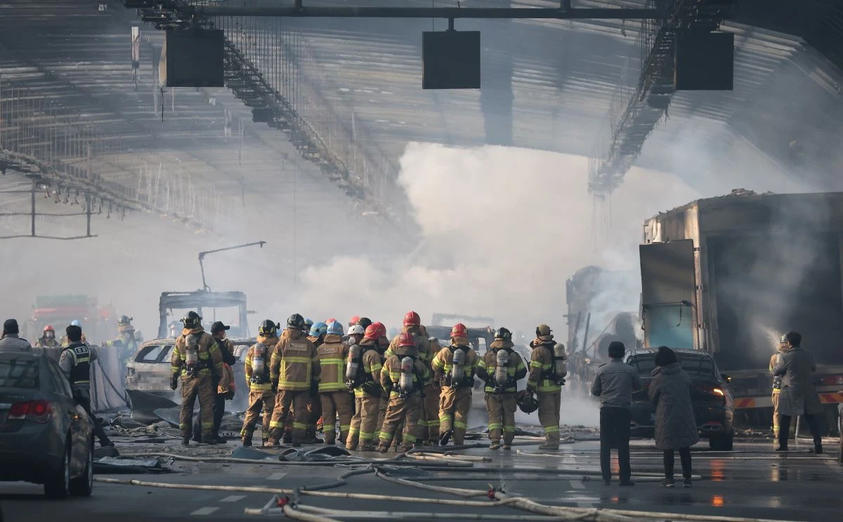 Pożar tunelu akustycznego w Korei Południowej.