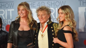 Rod Stewart z żoną: Penny Lancaster (z lewej) i córką: Ruby Stewart (z prawej)