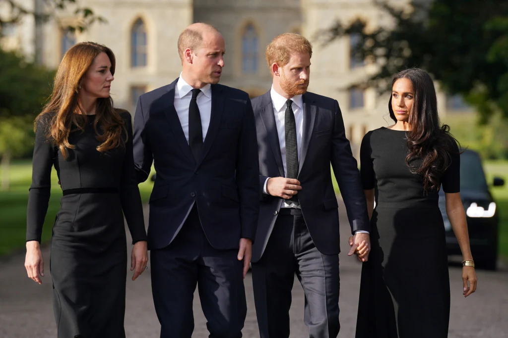 Książę Harry dla rozgłosu nie cofnie się przed niczym? W swojej książce zaatakował Kate! Książę Harry dla rozgłosu nie cofnie się przed niczym? W swojej książce zaatakował Kate!