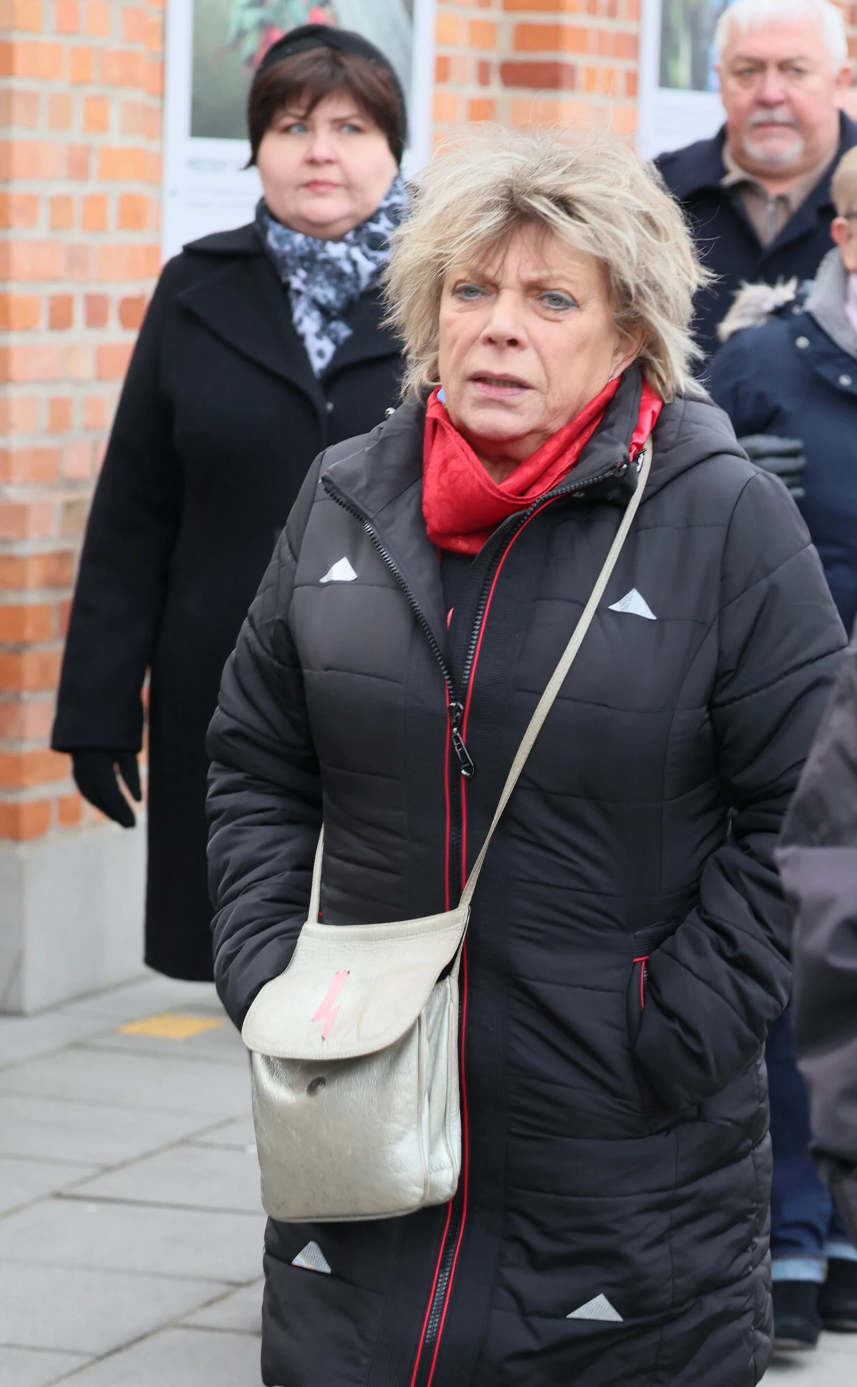 Dorota Stalińska na pogrzebie Emiliana Kamińskiego.