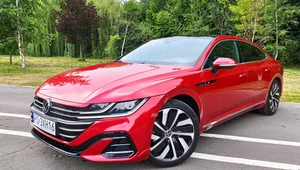 Volkswagen Arteon eHybrid. Dobre auto, ale czy ma ekonomiczny sens?