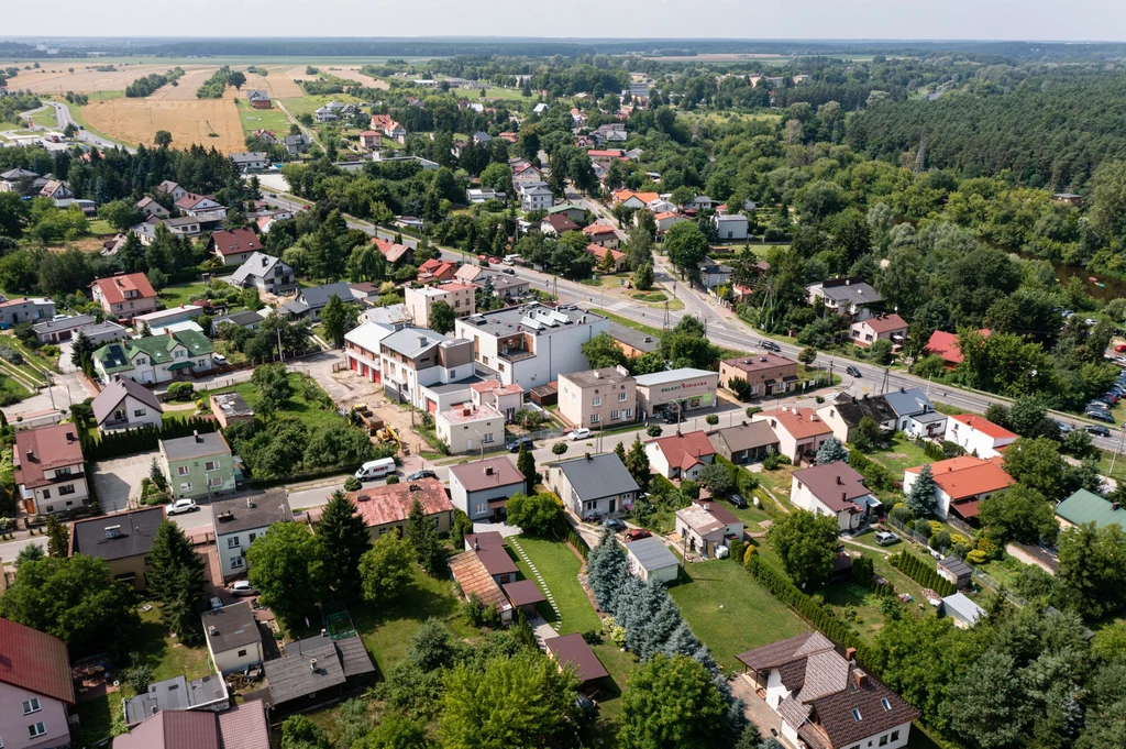 Maksymalna stawka podatku od nieruchomości w 2024 roku poszła w górę. Pierwsze miasta już ogłosiły podwyżki