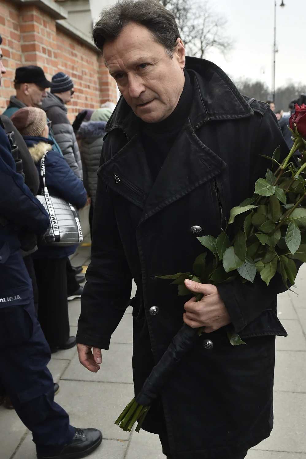 Jacek Kawalec na pogrzebie Emiliana Kamińskiego.