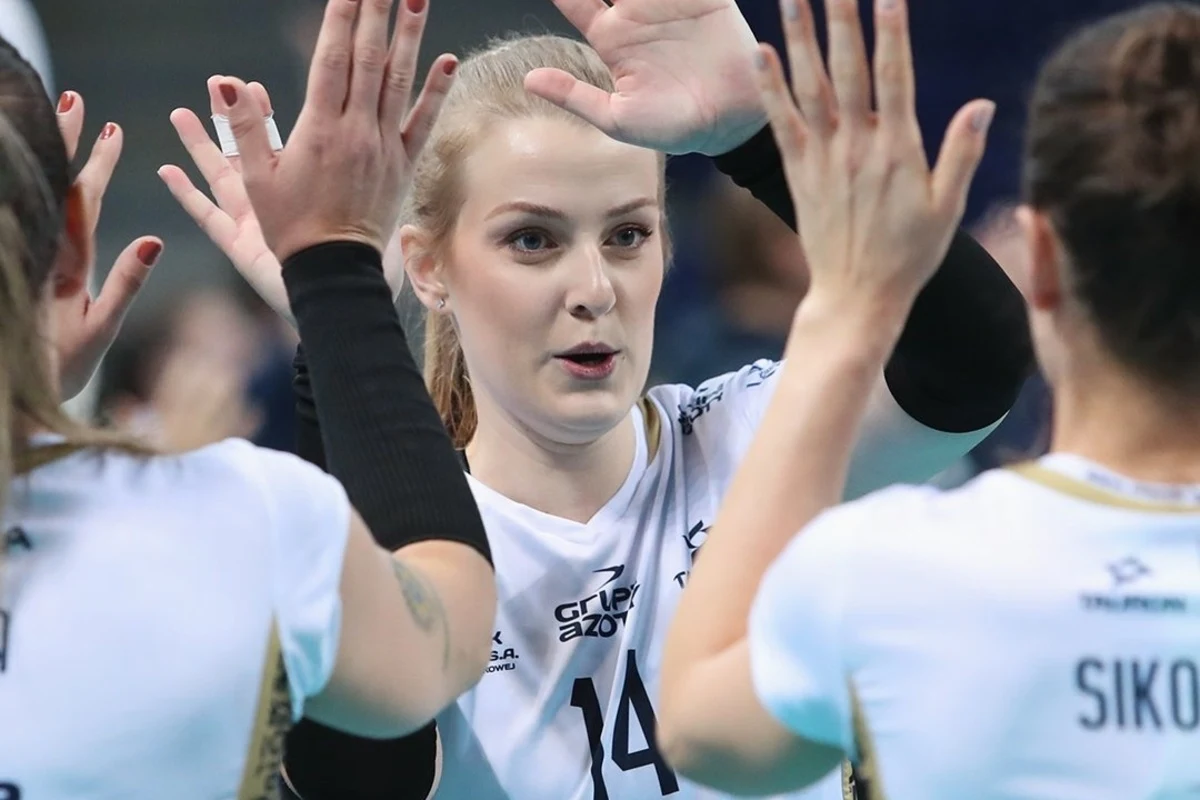Natalia Mędrzyk Natalia Mędrzyk