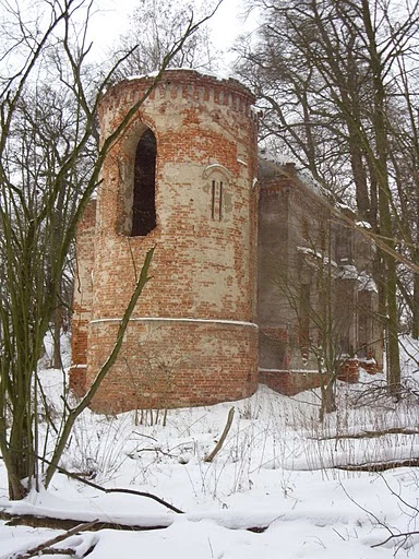 Ruiny zamku Klaudyny Potockiej na Wyspie Zamkowej w Wielkopolsce