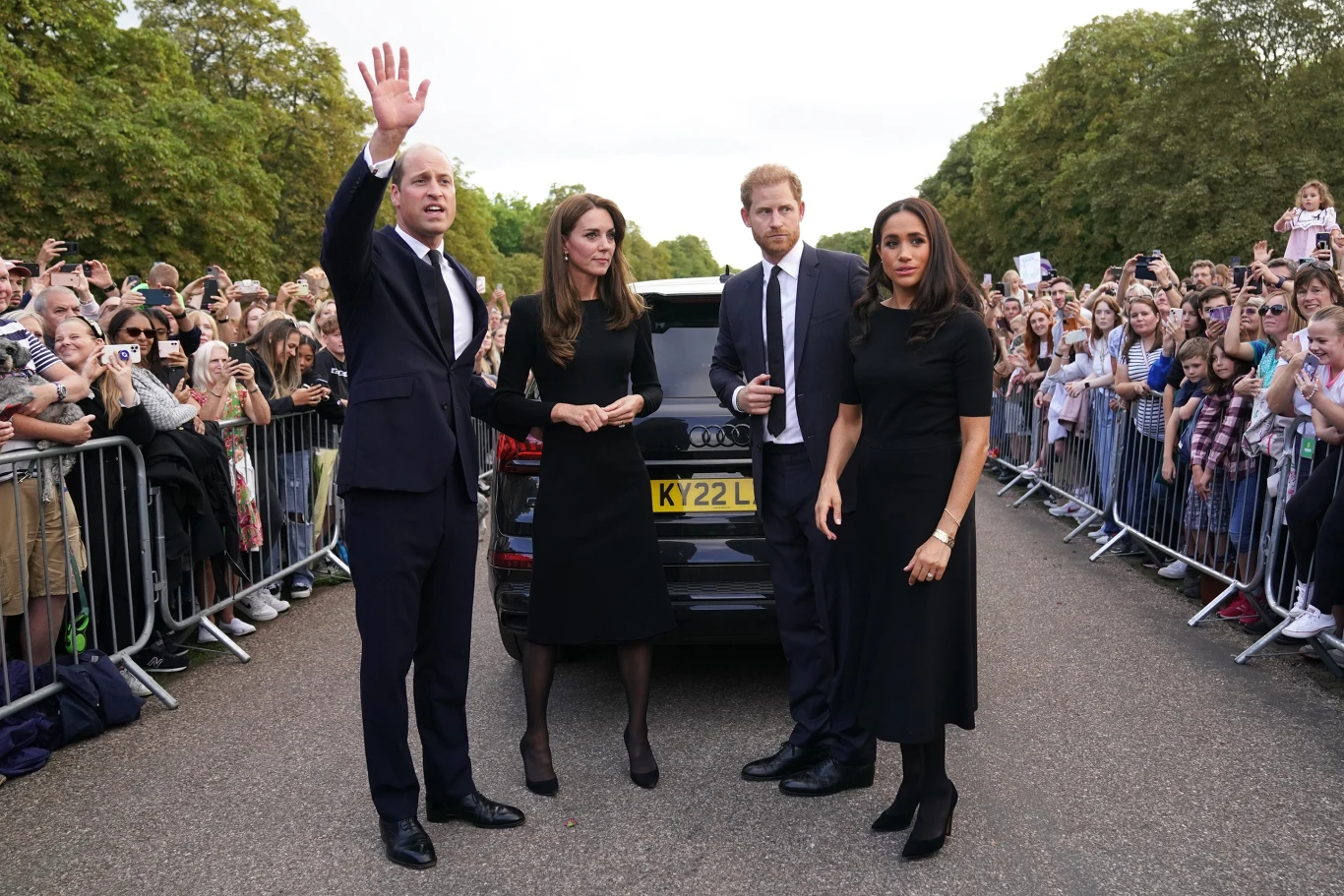 William, Kate, Harry i Meghan William, Kate, Harry i Meghan