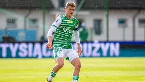 Jakub Kałuziński w barwach Lechii Gdańsk w pucharowym meczu z Radunią Stężyca