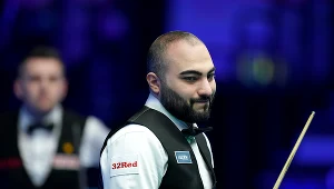 Hossein Vafaei w meczu z Markiem Selbym