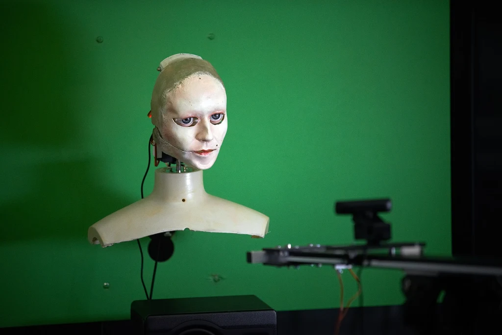 Chatboty mają mieć dwa główne zastosowania. Niektóre z nich będą wspierać klientów, a inne sprzedawców Chatboty mają mieć dwa główne zastosowania. Niektóre z nich będą wspierać klientów, a inne sprzedawców