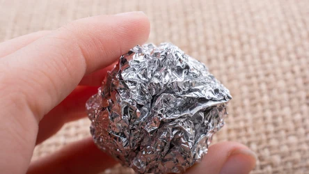 Gdzie wyrzucić folię aluminiową?