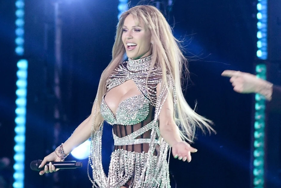 Doda oddała się romantycznym pląsom z ukochanym. Nagranie trafiło do sieci! Doda oddała się romantycznym pląsom z ukochanym. Nagranie trafiło do sieci!