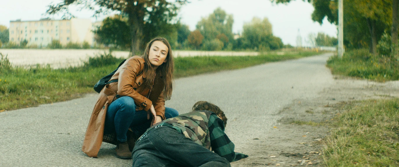 Julia Szczepańska w filmie "Wiarołom"