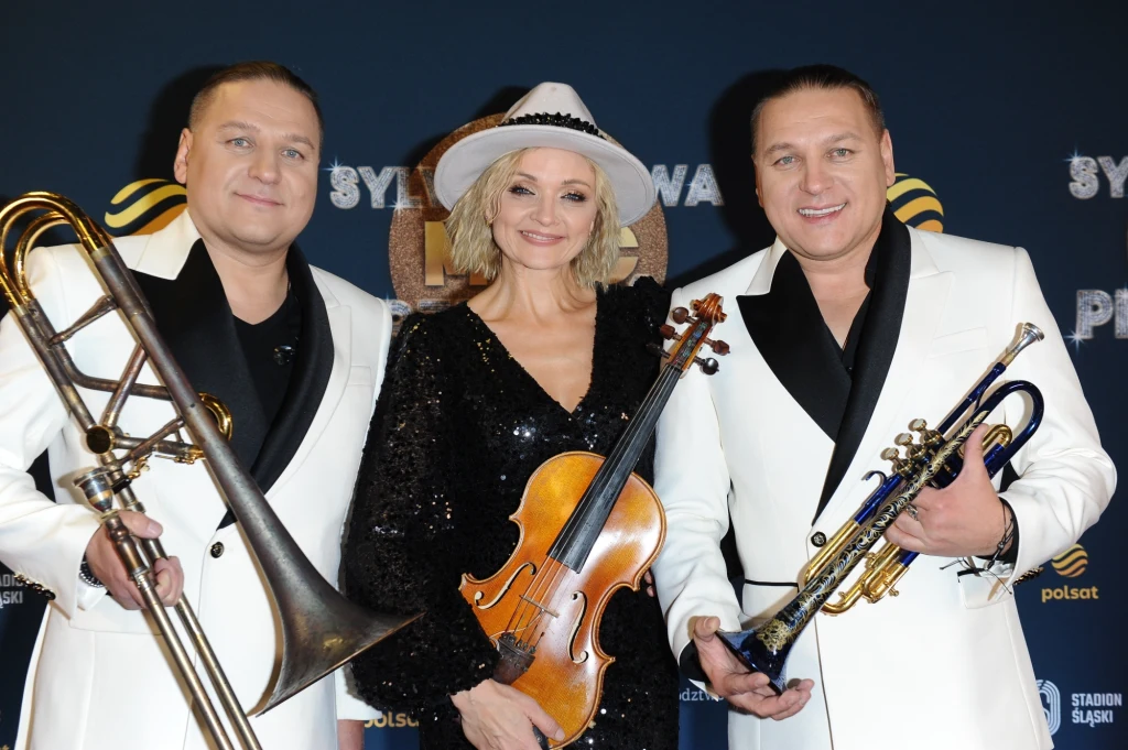 Łukasz Golec, Paweł Golec i Edyta Golec na Sylwestrowej Mocy Przebojów Polsatu Łukasz Golec, Paweł Golec i Edyta Golec na Sylwestrowej Mocy Przebojów Polsatu